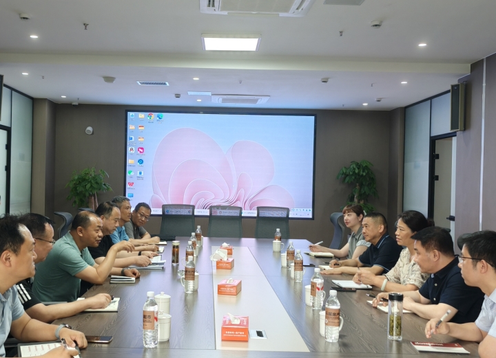 市住建局聯(lián)合市數(shù)據(jù)局調(diào)研“樂(lè)居房產(chǎn)超市”，共探數(shù)據(jù)賦能房地產(chǎn)發(fā)展新路徑